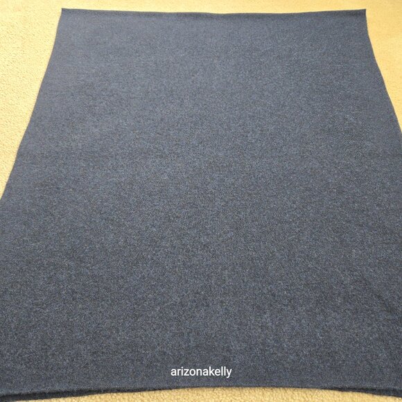 NWOT Tuckernuck Midnight Cashmere Blanket Scarf in Navy - Picture 5 of 16